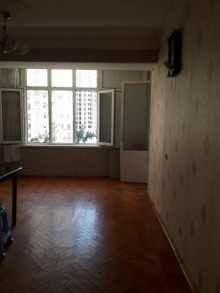 genclik metrosu terefde kohne binada 2 otaqli menzil satilir, -3