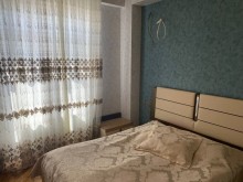 7mkr Dərnəgül met yani. Yeni tikili 17 mərtəbəli binada mezil satilir, -2