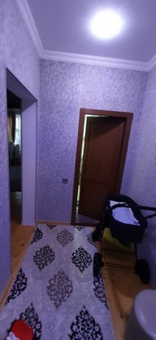 xirdalanda 7 nomreli mektebe terefde aaf parkin binasinda menzil satilir, -5
