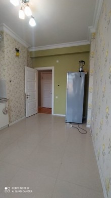 hezi aslanovda 3 otaqli menzil satilir, -16