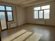 7 mkr Azadliq metrosuna piyada 5-6 deqiqədə məsafədə, -12