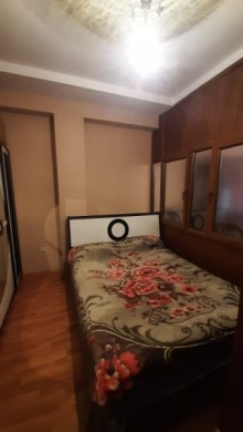 bineqedide azadliq metrosu terefde 2 otaqli menzil almaq, -6