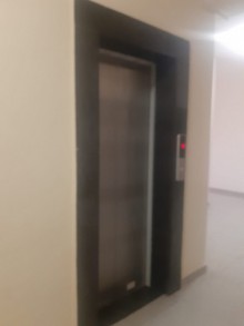 İnşaatçılarda  Abbas Mirzə Şərifzadə küçəsində Günəş Petrolun yaxınlığında menzil, -11