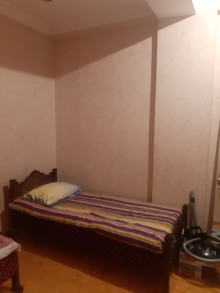 Bakıxanovda 1 otaqdan 2 otağa düzəldilmiş mənzil, -6