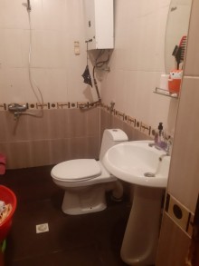 Bakıxanovda 1 otaqdan 2 otağa düzəldilmiş mənzil, -10