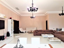 Şüvalan Parkdan dəniz yolunda 1 mərtəbəli qapalı hovuzlu və əşyalı villa satılır, -14
