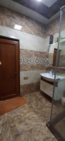 badamdarda 3 cu massivde heyet evi almaq, -14