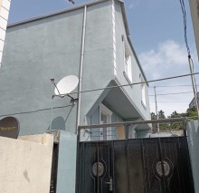 Nazli petrolun yaxinliqinda 2 mertebeli heyet evi, -2