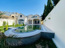 Mərdəkanda 1 mertebeli villa bağ evi, -1