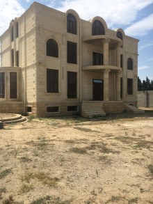 Mərdəkan qəsəbəsi Bravo marketdən 1 km aralıda bag evi satilir, -2