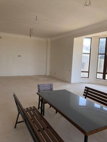 Mərdəkan qəsəbəsi Bravo marketdən 1 km aralıda bag evi satilir, -9