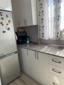 azadliq metrosu yaninda Köhnə Tikili almaq, -5