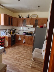 Məhəmmədli qəsəbəsi Araz marketin yani 3 otaqli menzil almaq, -2
