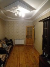 Qaraçuxur qəsəbəsində  1 mərtəbəli  təmrli həyət evi, -15
