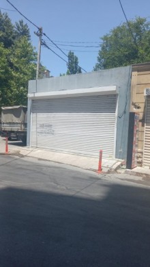 Nəsimi metro st yaxinliği, yol qiraği, obyekt satilir, -1