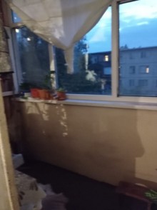 Dərnəgül metro stansiyasına yanında   3 otaqli mənzil, -5