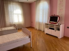 Fatmayidə, dənizin yaxınlığında, 3 mərtəbəli bağ evi kiraye verilir, -18