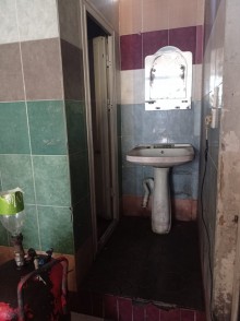 azadliq metrosu terefde moyka almaq, -3