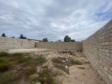 Mərdəkanda  4.5 sot torpaq sahesi Əncirlik marketə çatmamış, -2