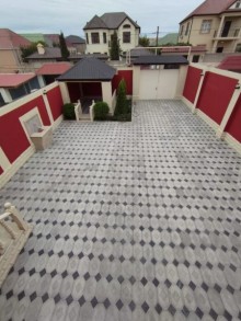 Zabrat qəsəbsindən Məhəmmədili istiqamətində  4 otaqlı ev, -2