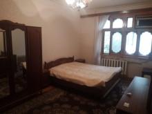 dernegul terefde 3 otaqli menzil almaq, -4