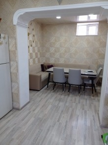 Bineqedide heyet evi satilir elave kirayeci ile, -9