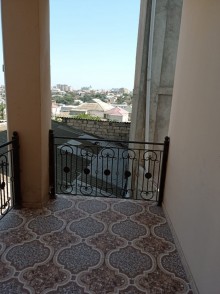 Bineqedide heyet evi satilir elave kirayeci ile, -13