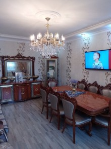 Bineqedide heyet evi satilir elave kirayeci ile, -15