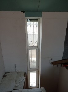 Bineqedide heyet evi satilir elave kirayeci ile, -18