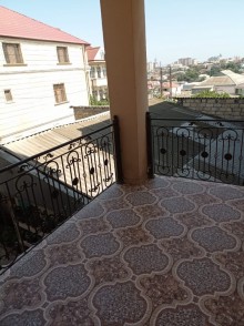Bineqedide heyet evi satilir elave kirayeci ile, -19