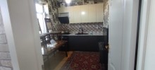 abrat qəsəbəsində  75 sayli mektebe, usaq baqcasina yaxin ev satilir, -5