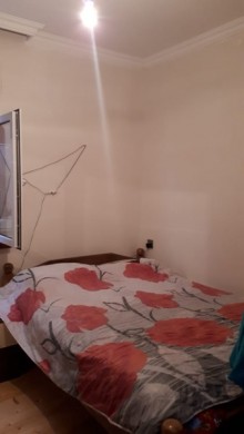 Bineqedi qesebesi 1 sotun içində 1 mərtəbəli ev almaq, -12
