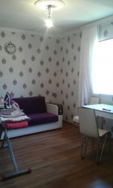 Bineqedi qesebesinde 1 sotda heyet evi satilir, -2