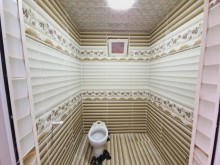 Xırdalanda mərkəzdə köhnə bazarın yani ev satilir, -4
