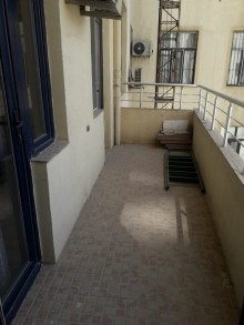 yasamalda 4 otaqli menzil almaq yeni binada, -14