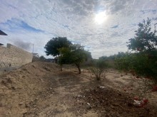 Buzovnada 6 sot topraq almaq korpuye catmamish, -2