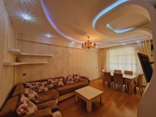 Xırdalanda Kristalin binasinda 3 otaqli menzil almaq, -1