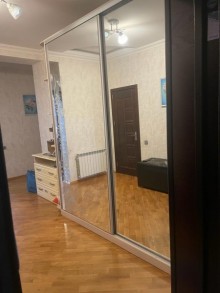 azadliq metrosu terefde 2 otaqli menzil almaq, -8