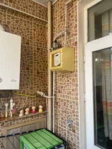 azadliq metrosu terefde 2 otaqli menzil almaq, -16