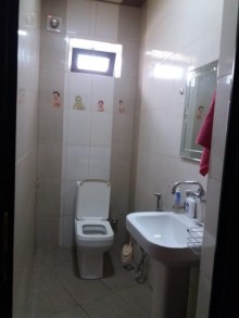 Zabratda heyet evi satilir 4 sot, -9