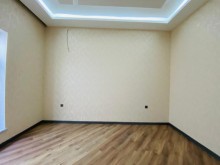 merdekanda heyet evleri 295.000 manat, -13