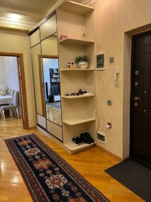 2 otaqli yeni tikili menzillerin satisi 7-ci mikrorayon, -7