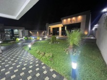 Mərdəkanda qapalı qorunun ərazidə modern villa satışı, -1