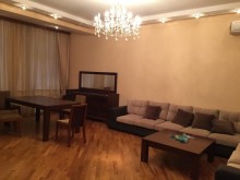 razinde heyet evi 400.000 azn, -12