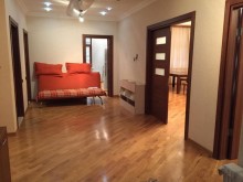 razinde heyet evi 400.000 azn, -14