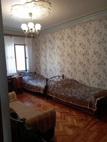 yasamalda kohne binada 3 otaqli evler, -6