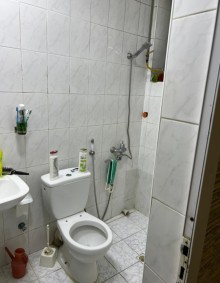 Xirdalan seheri 5 nomreli mektebin yaninda 4 otaqli evler, -7