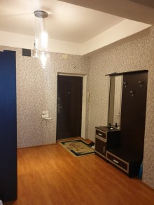 Binəqədi rayonu Mİr Cəlal küçəsində 9-cu mikrorayonda menzil, -4