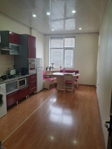 Binəqədi rayonu Mİr Cəlal küçəsində 9-cu mikrorayonda menzil, -5