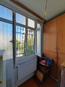4-cü mikrorayonda 2 otaqli mənzil satilir, -4
